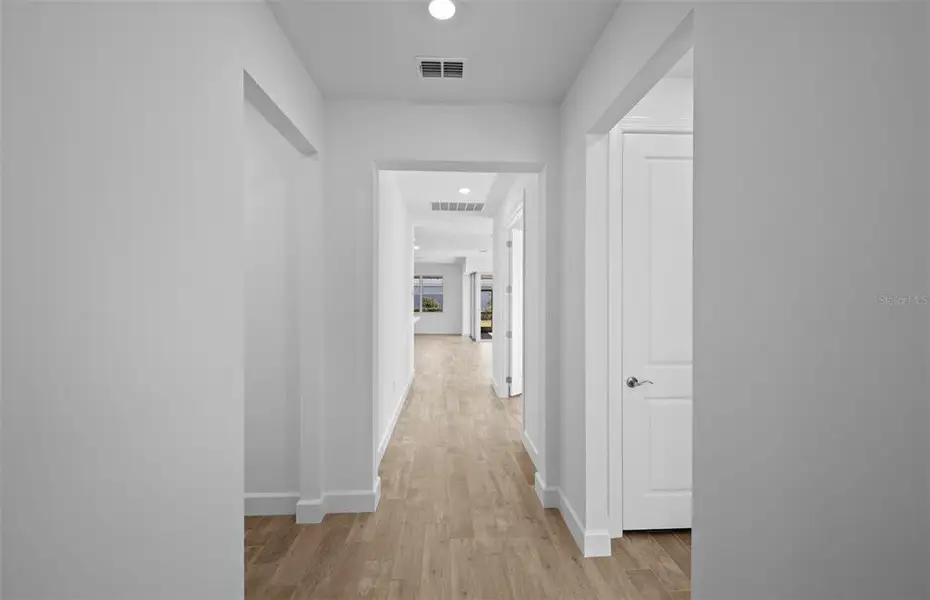 Spacious, unfurnished interior of a new home in Legacy Groves, Nokomis (Image 22).