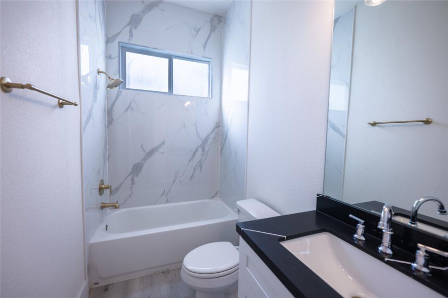 Full Bath 1 Full Bath 1