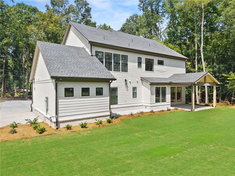 Exterior details and patio area of a home in , Cumming (Image 4).
