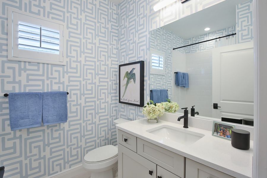 Representative furnished interior of a home built from the Dream 2 by Neal Communities in Boca Royale Golf & Country Club at Wellen Park, Englewood (Image 17).