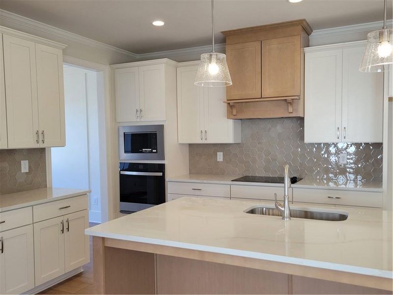 Furnished interior view inside a new home in , Jefferson (Image 6).