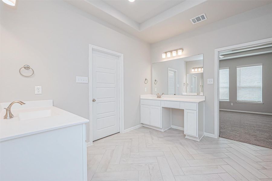 Furnished interior view inside a new home in La Segarra, Brookshire (Image 15).