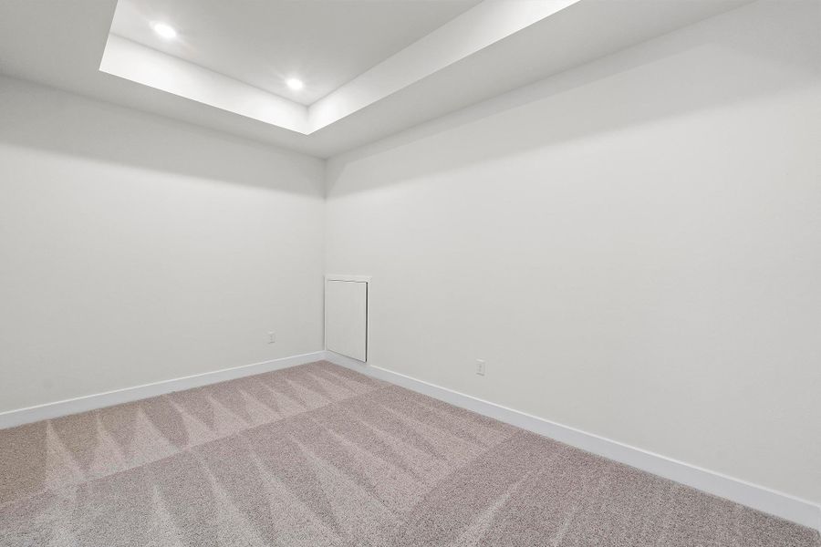 Spacious, unfurnished interior of a new home in Lariat, Liberty Hill (Image 30).