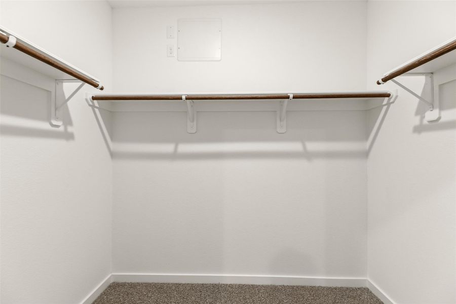 Spacious, unfurnished interior of a new home in Colony at Pinehurst, Pinehurst (Image 30).