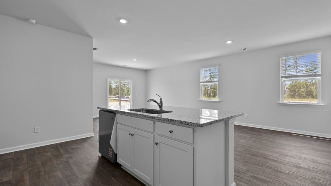 Furnished interior view inside a new home in Grand Oaks, Columbia (Image 5).