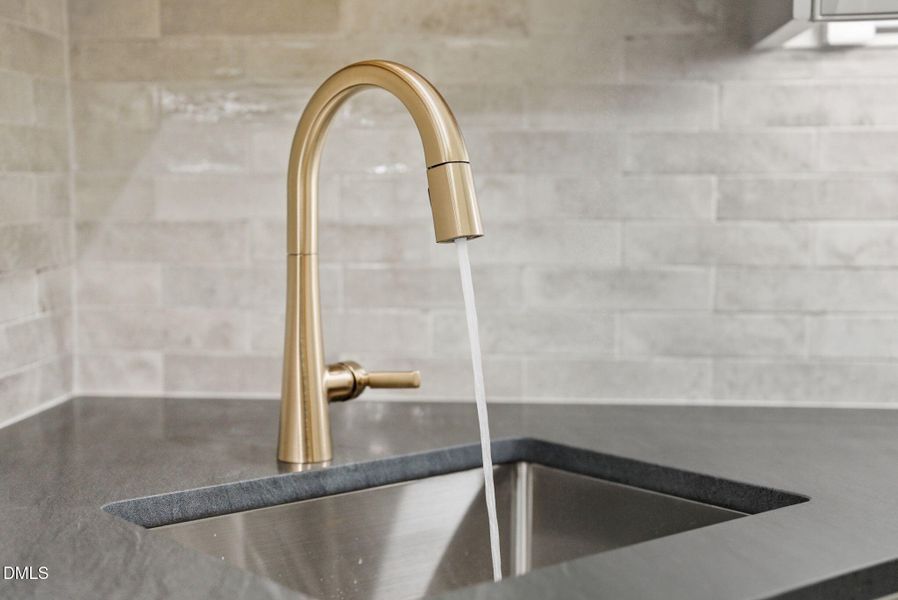 274 Westhampton Drive-70