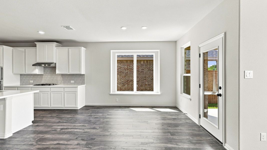 Furnished interior view inside a new home in Taylor Estates, Corinth (Image 20).