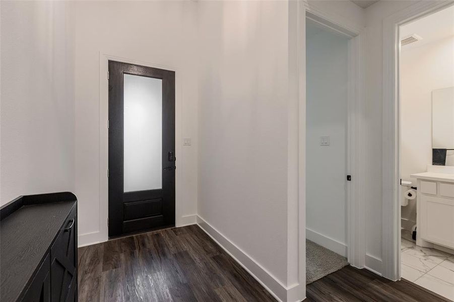 Spacious, unfurnished interior of a new home in , McKinney (Image 20).