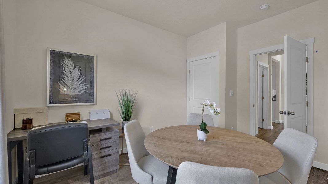 Furnished interior view inside a new home in Fairview Hills, Cleveland (Image 10).