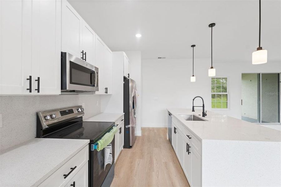 Furnished interior view inside a new home in , Ocala (Image 7).