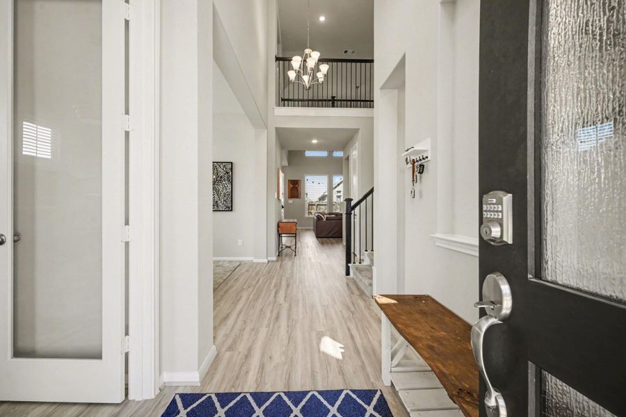 Furnished interior view inside a new home in Coastal Point, League City (Image 10). Furnished interior view inside a new home in Coastal Point, League City (Image 10).