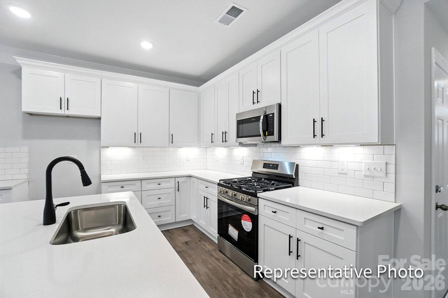 Furnished interior view inside a new home in Harrisburg Village, Harrisburg (Image 7).