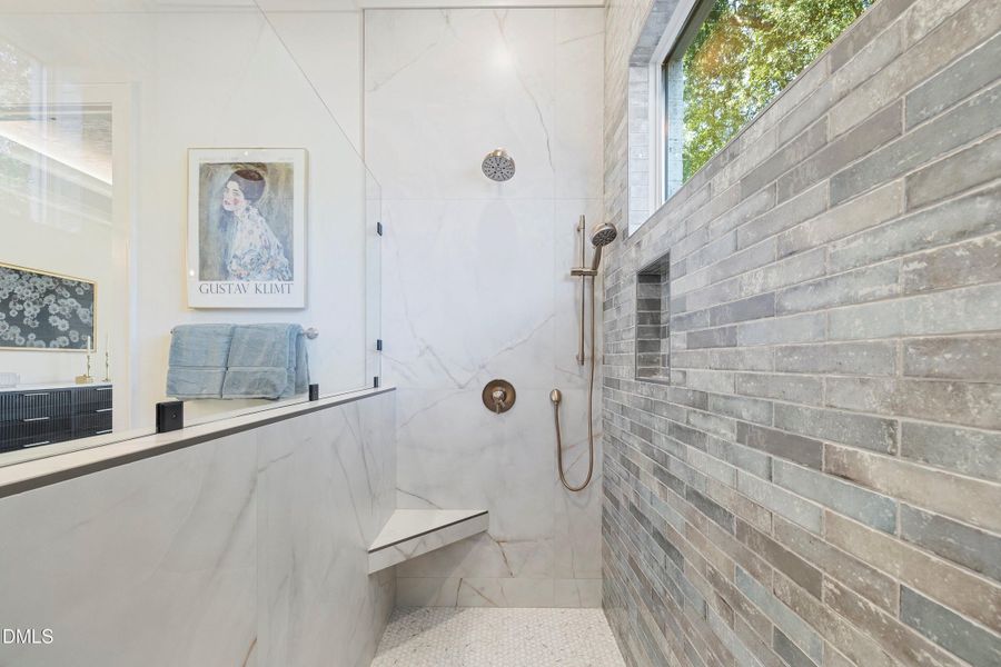 25-405 Latimer Rd_4460