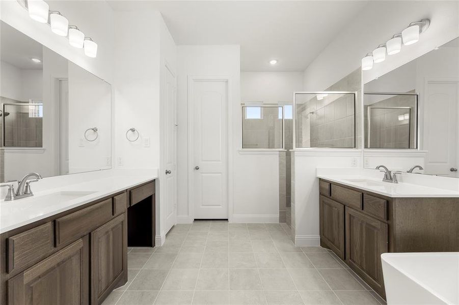 12. 5009 Tamarack - Bath 12. 5009 Tamarack - Bath