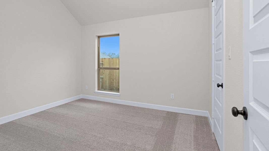 Spacious, unfurnished interior of a new home in Evergreen 50', Conroe (Image 15).