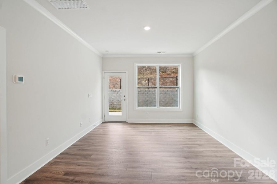 Spacious, unfurnished interior of a new home in , Weaverville (Image 27).