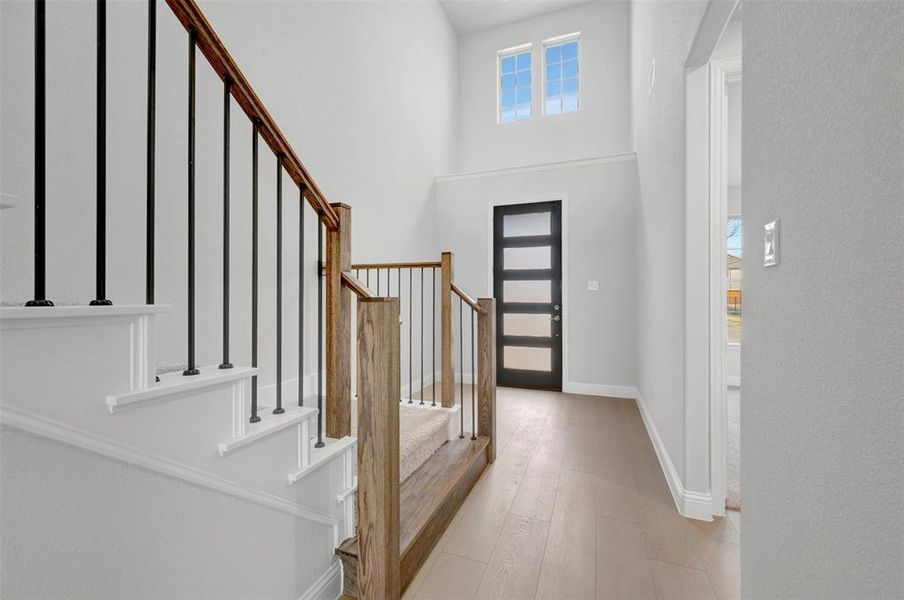 Spacious, unfurnished interior of a new home in Aster Park, McKinney (Image 38).