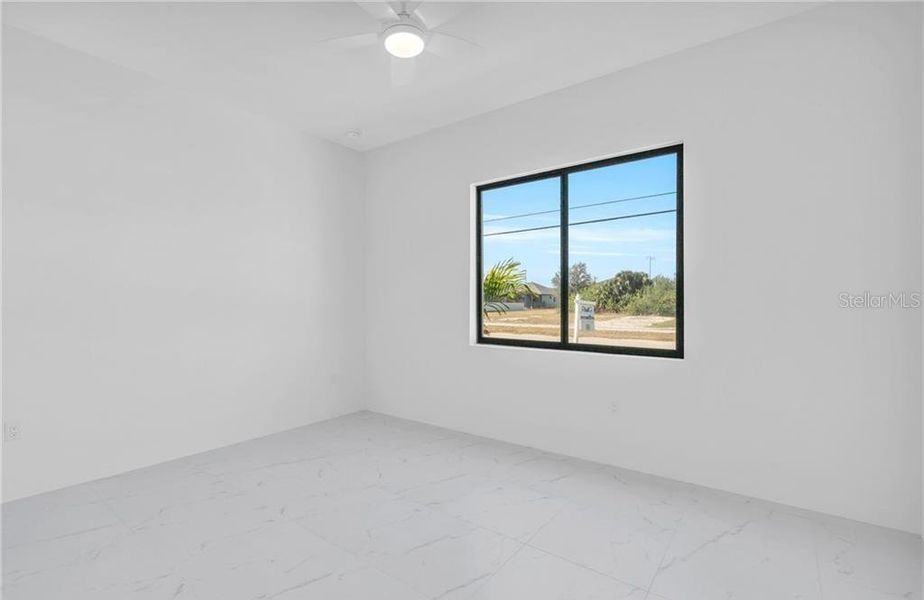 Spacious, unfurnished interior of a new home in , Cape Coral (Image 32).