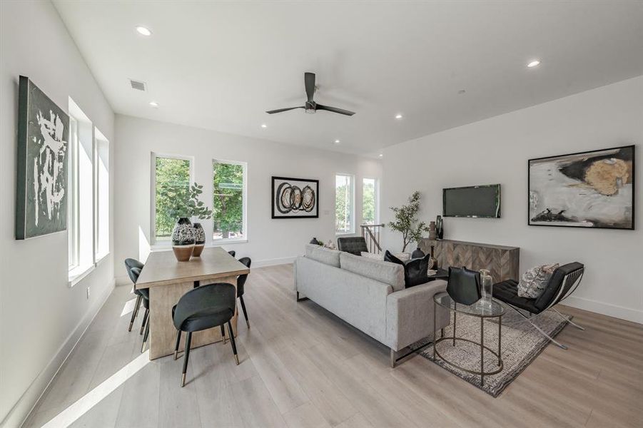 Furnished interior view inside a new home in , Dallas (Image 10).