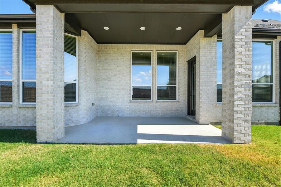 1636ShandyLnDENTR023