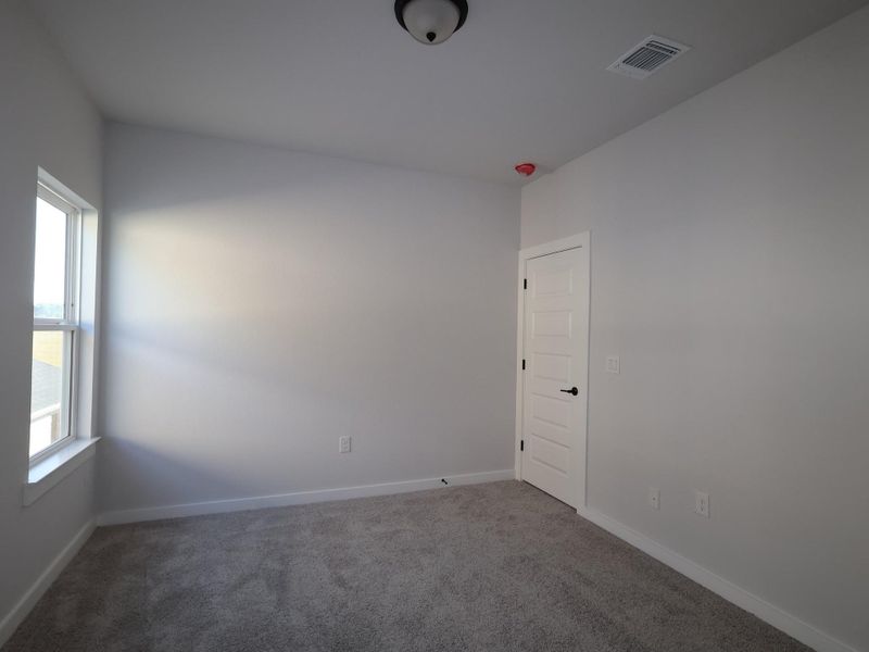 Spacious, unfurnished interior of a new home in Barksdale, Leander (Image 30). Spacious, unfurnished interior of a new home in Barksdale, Leander (Image 30).