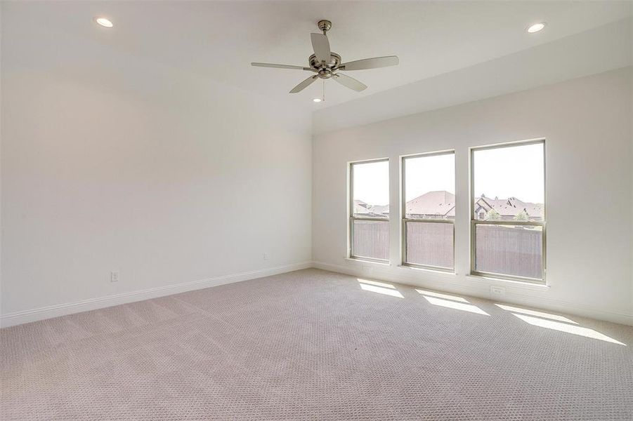 Spacious, unfurnished interior of a new home in , Burleson (Image 30). Spacious, unfurnished interior of a new home in , Burleson (Image 30).