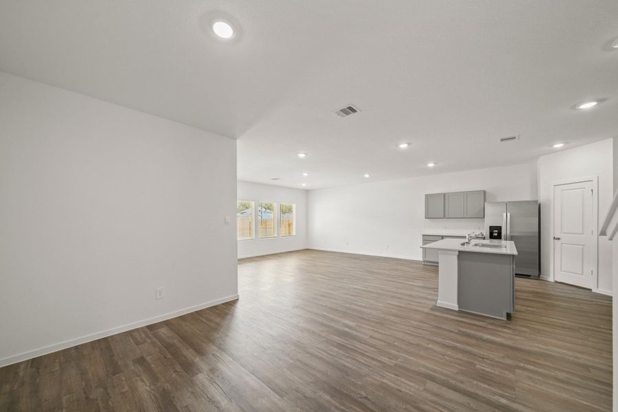 Spacious, unfurnished interior of a new home in Grand Pines, Magnolia (Image 11). Spacious, unfurnished interior of a new home in Grand Pines, Magnolia (Image 11).
