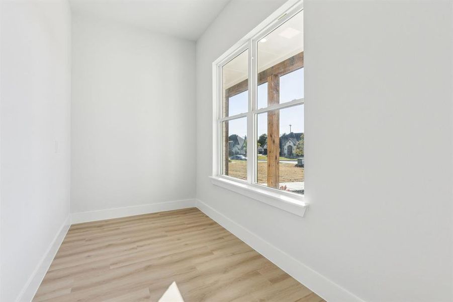 Spacious, unfurnished interior of a new home in , Weatherford (Image 27). Spacious, unfurnished interior of a new home in , Weatherford (Image 27).