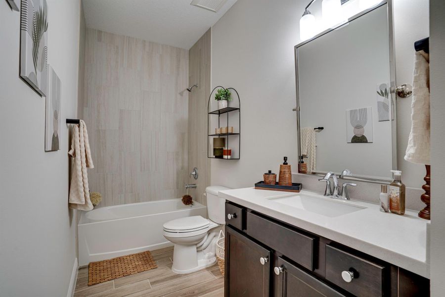 Furnished interior view inside a new home in , Port St. Lucie (Image 15).