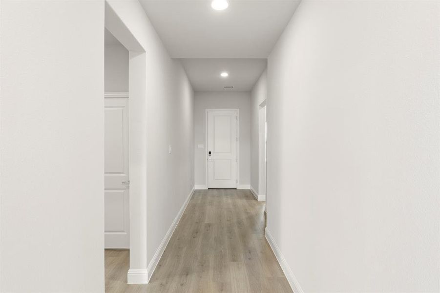 2_03. 1236 Redcoat - Entry