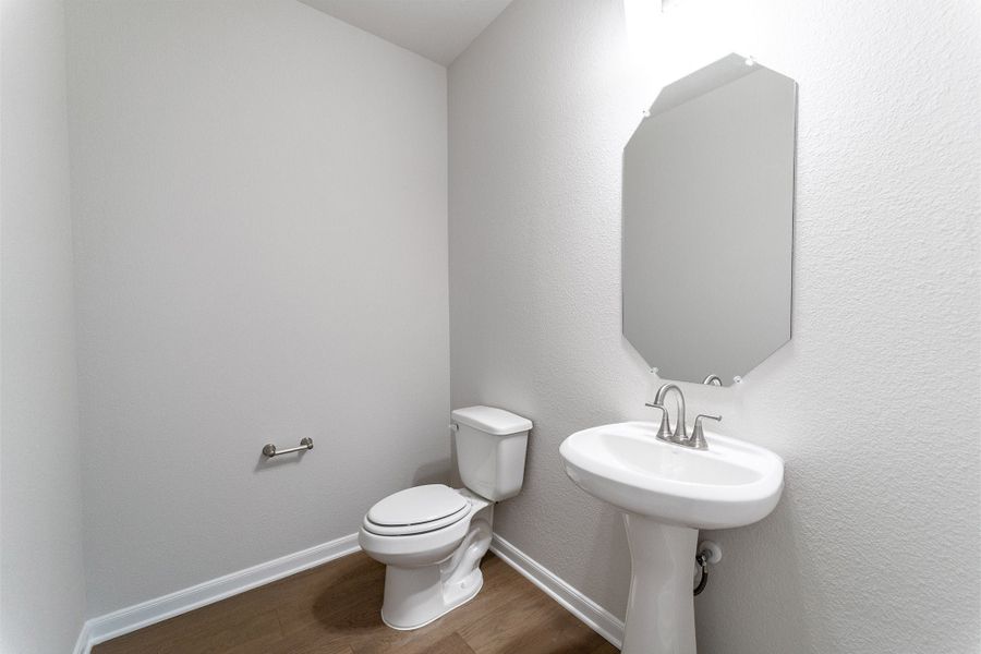 Furnished interior view inside a new home in Westridge, McKinney (Image 9).