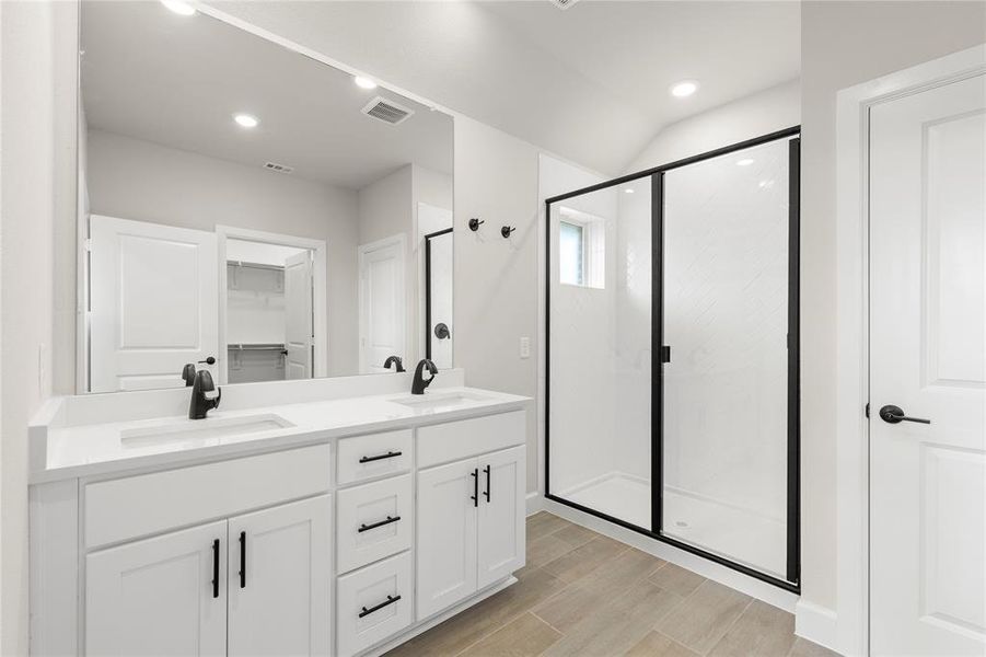 19_20. 2244 Aspen Chase - Bath