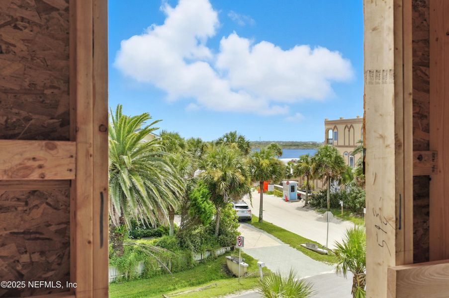 Image 17 of a home in .