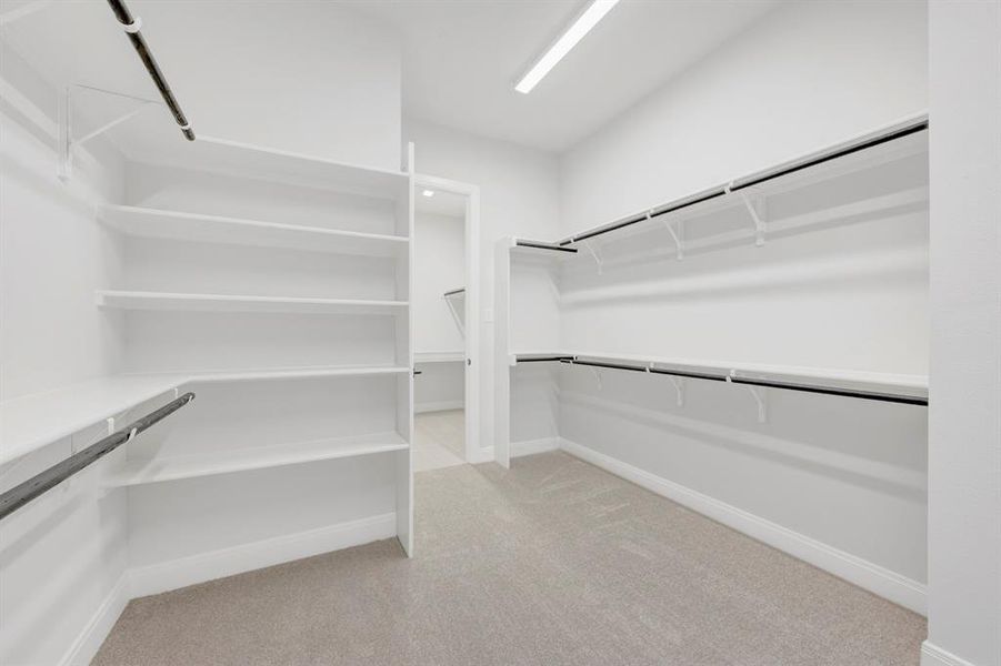 Spacious, unfurnished interior of a new home in The Ridge at Northlake, Northlake (Image 31).