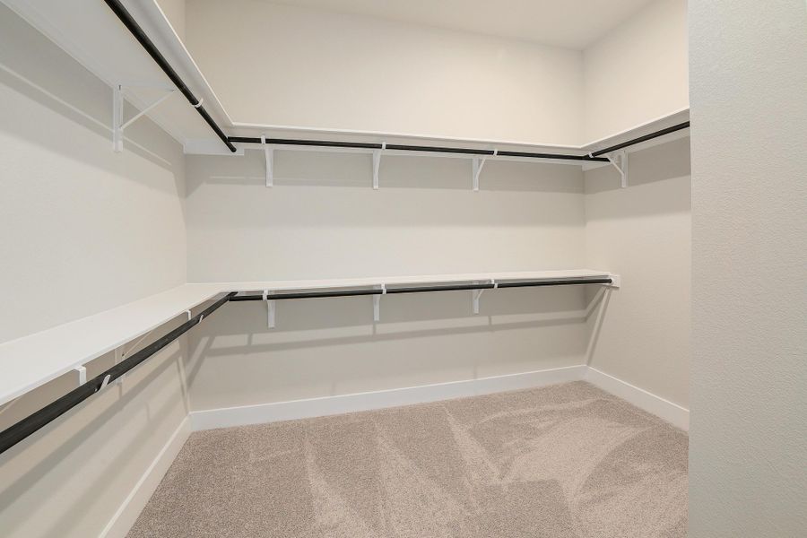 Spacious, unfurnished interior of a new home in Santa Rita Ranch, Liberty Hill (Image 28).