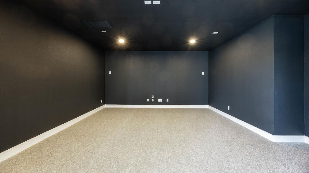 Spacious, unfurnished interior of a new home in Santa Rita Ranch - Eldorado, Liberty Hill (Image 15).
