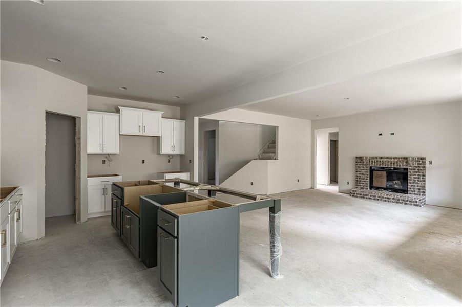 Image 47 of a home in .