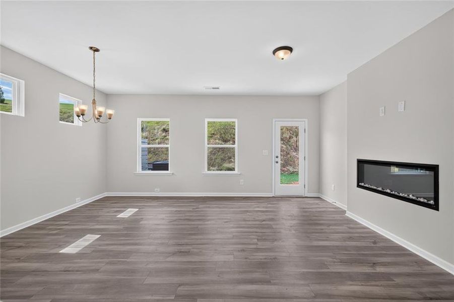 Spacious, unfurnished interior of a new home in Fairington, Cartersville (Image 32).