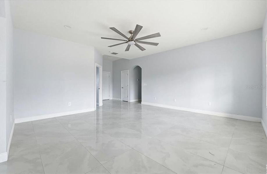 Spacious, unfurnished interior of a new home in , Indian Lake Estates (Image 14).