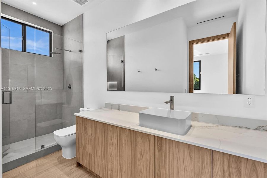 Furnished interior view inside a new home in , Miami (Image 48).