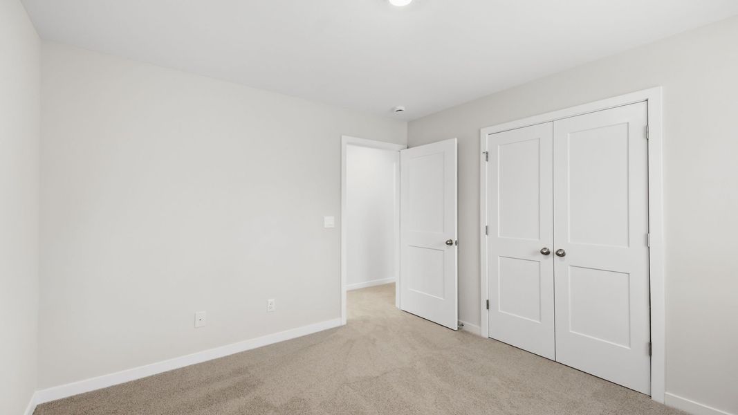 Spacious, unfurnished interior of a new home in Pleasant Grove, Weaverville (Image 19).