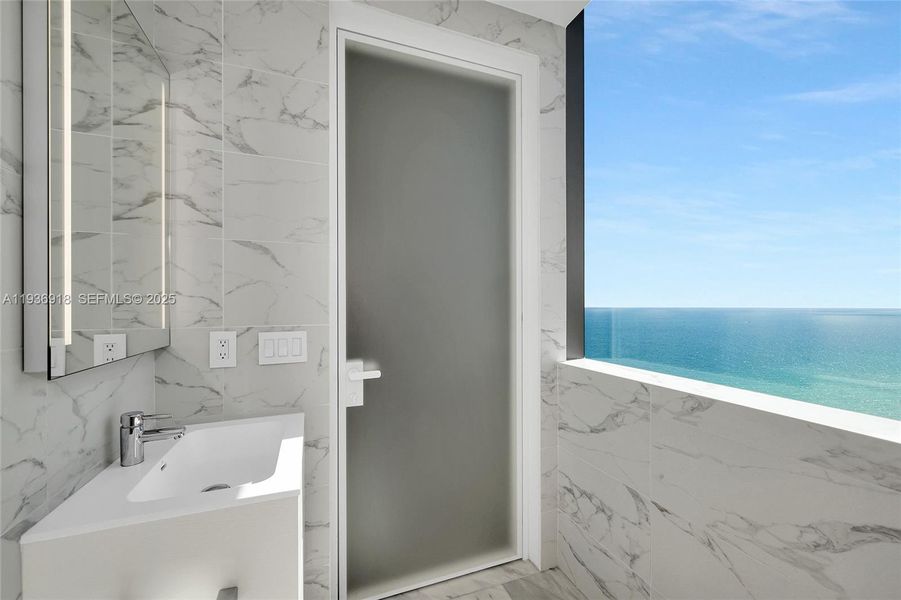 Image 41 of a home in .