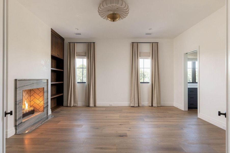 Spacious, unfurnished interior of a new home in , Charleston (Image 121). Spacious, unfurnished interior of a new home in , Charleston (Image 121).