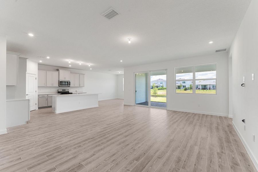 Spacious, unfurnished interior of a new home in Tradition - Cadence, Port St. Lucie (Image 11). Spacious, unfurnished interior of a new home in Tradition - Cadence, Port St. Lucie (Image 11).