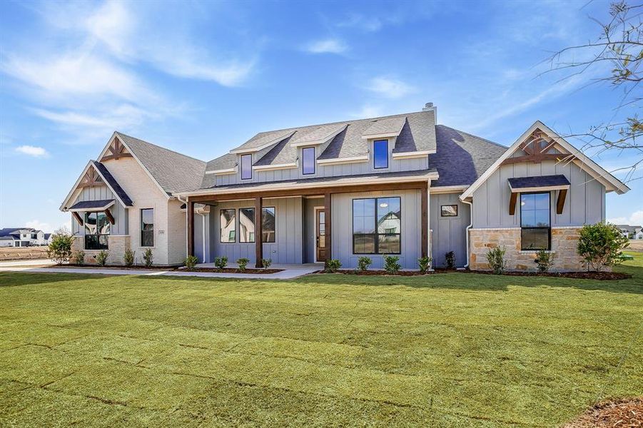 Front exterior of a new home in , Waxahachie, TX, highlighting curb appeal (Image 2). Front exterior of a new home in , Waxahachie, TX, highlighting curb appeal (Image 2).