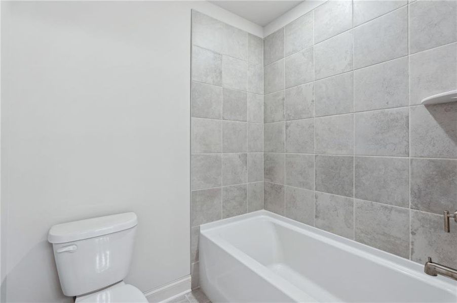 Image 36 of a home in Hemingway - Cottage Series.