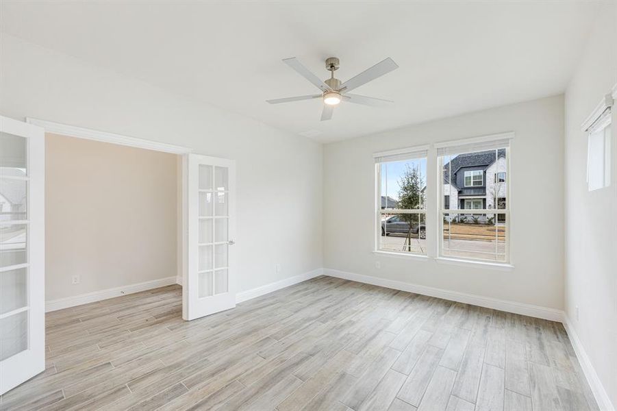 Spacious, unfurnished interior of a new home in Sonoma Verde, McLendon-Chisholm (Image 17).