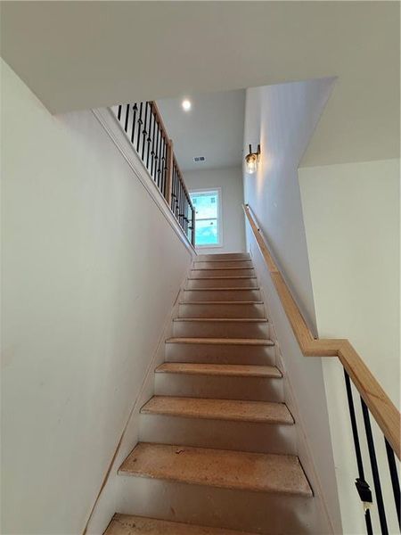 Image 16 of a home in . Image 16 of a home in .