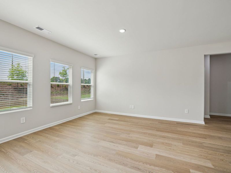 Spacious, unfurnished interior of a new home in River Glen, Angier (Image 14).