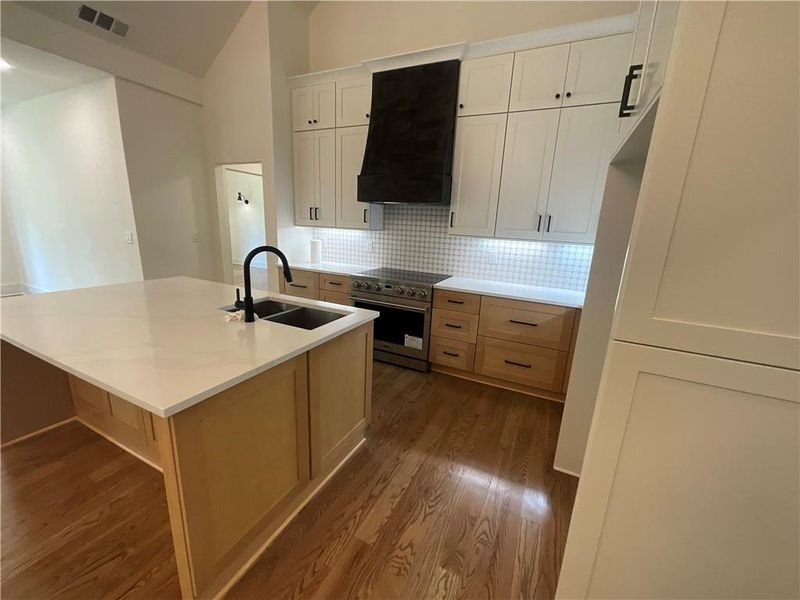 Furnished interior view inside a new home in , Lawrenceville (Image 13).